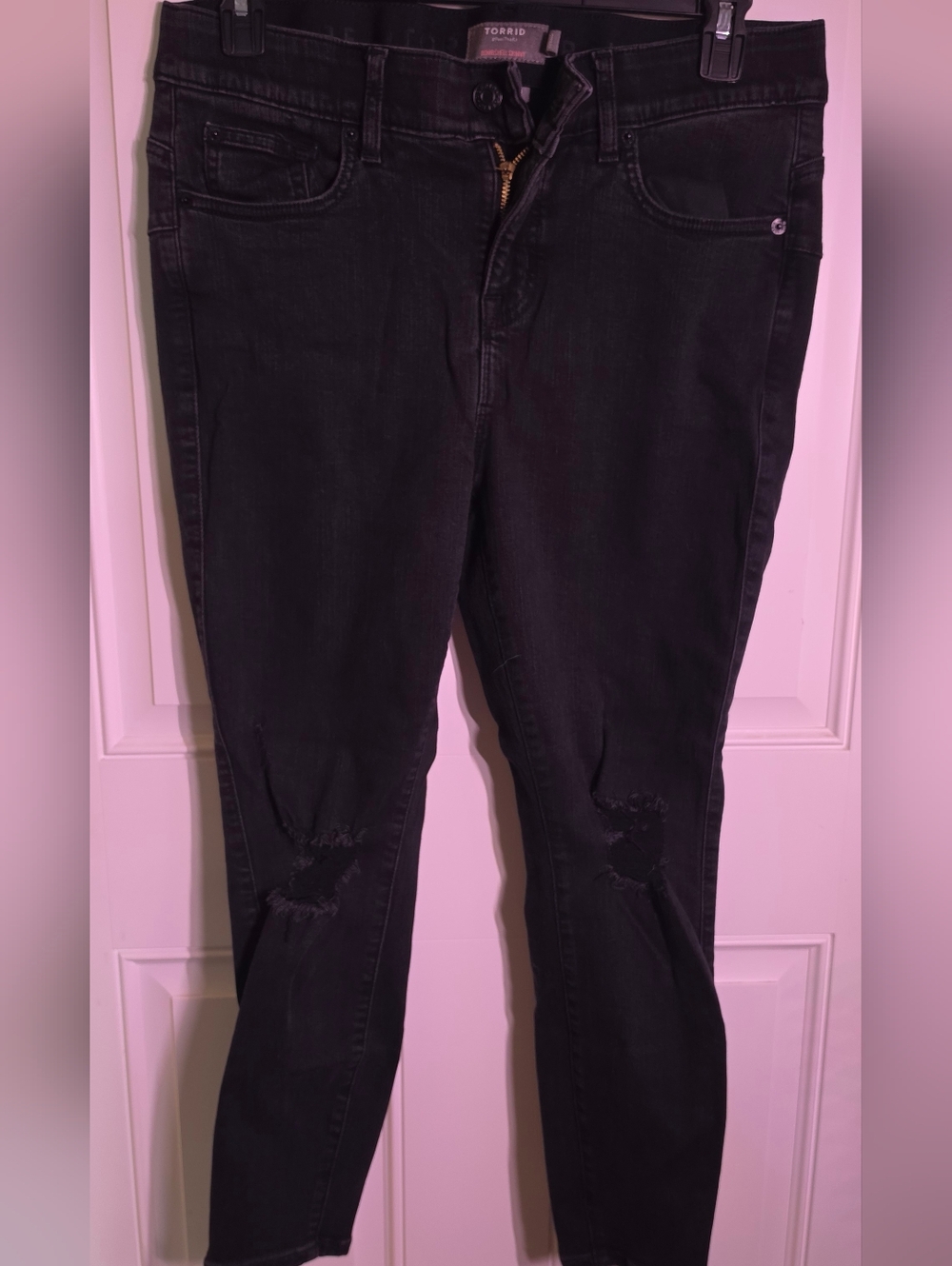 Torrid Black Skinny Jeans with Knee Distress